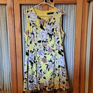 Super cute Angeleye London yellow floral summer dress - size 10